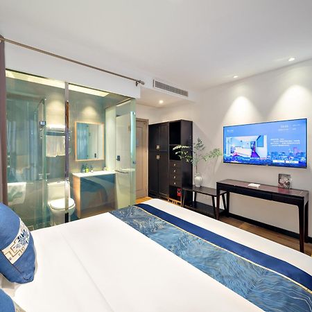 Beijing Tangfu Nanluoguxiang Wang Fu Jing Forbidden City Snack Street Hotel,1 Stop Walking To Airport Express,3 Stop To Tiananmen&Free Laundry Dry Service &Professional Free Tour Ticket Service With English Speaking Staff Екстериор снимка