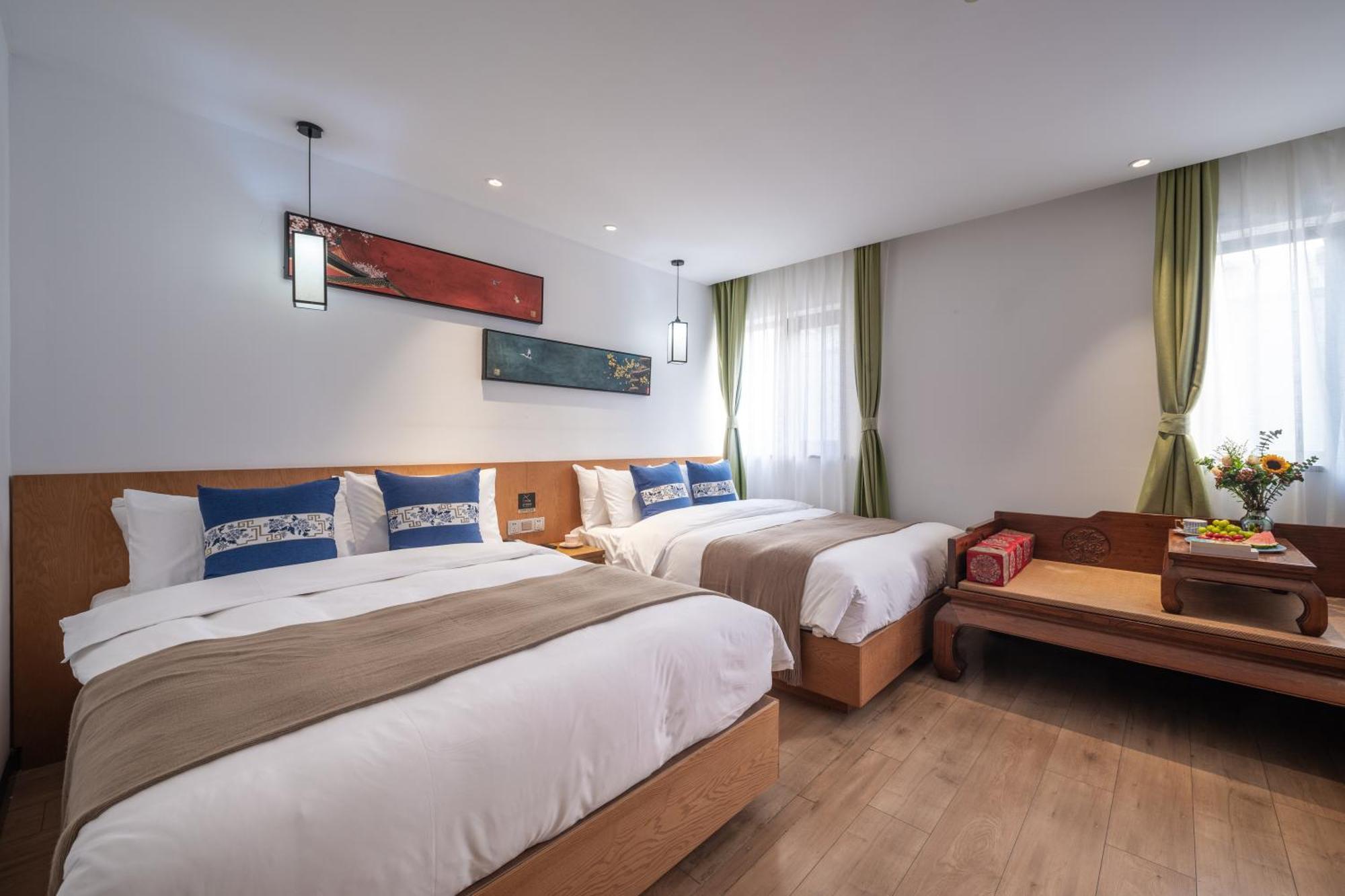 Beijing Tangfu Nanluoguxiang Wang Fu Jing Forbidden City Snack Street Hotel,1 Stop Walking To Airport Express,3 Stop To Tiananmen&Free Laundry Dry Service &Professional Free Tour Ticket Service With English Speaking Staff Екстериор снимка