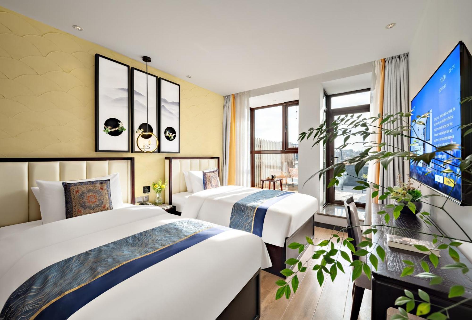 Beijing Tangfu Nanluoguxiang Wang Fu Jing Forbidden City Snack Street Hotel,1 Stop Walking To Airport Express,3 Stop To Tiananmen&Free Laundry Dry Service &Professional Free Tour Ticket Service With English Speaking Staff Екстериор снимка